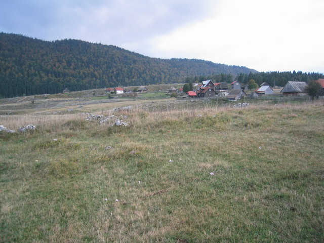 General and West view of the confluence: most of Džimrije-Devetok seen in background
