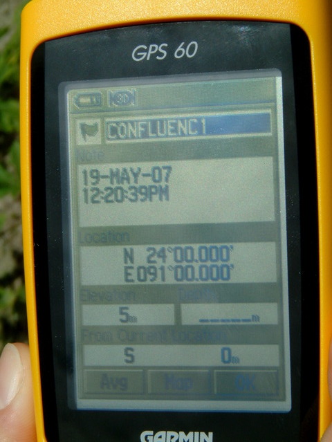 GPS at exactly 24.00 - 91.00  (error on other photo, 11m)