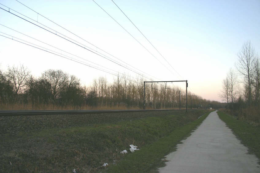 Nearby railway line 