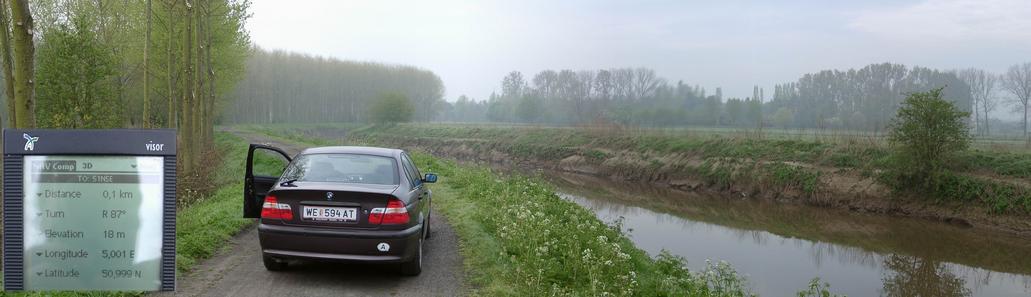 Causeway along the river (SOUTH)