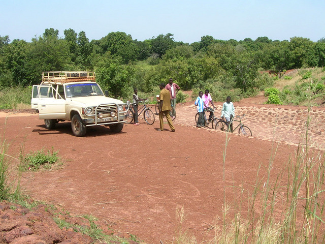 A visit with the Mossi locals en route to 12N 2W