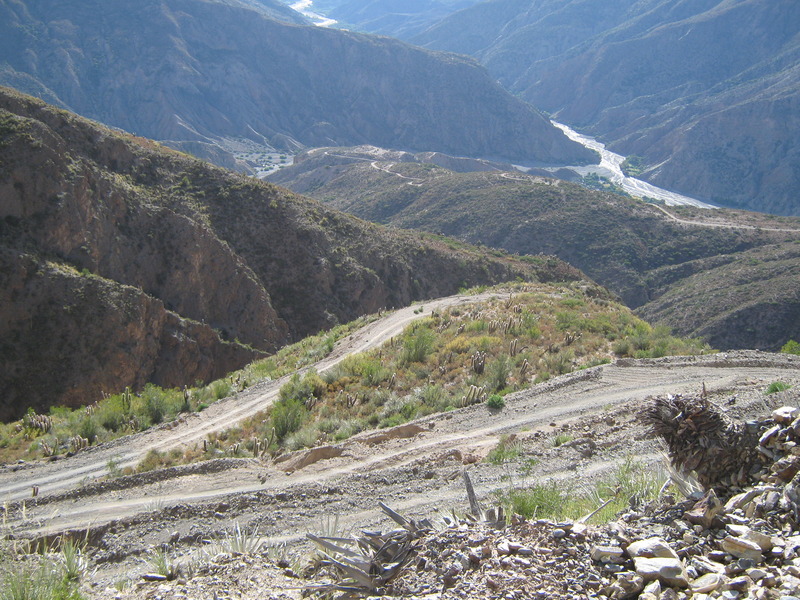 Ascenso al Chorolque por el Este. Ascent by east