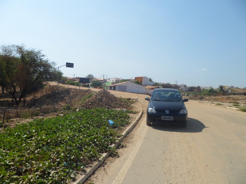 Início do trecho de 35 quilômetros em estrada de terra - beginning of 35 kilometers long leg in dirt road 