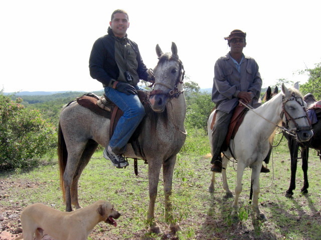 A Cavalo. Horse riding