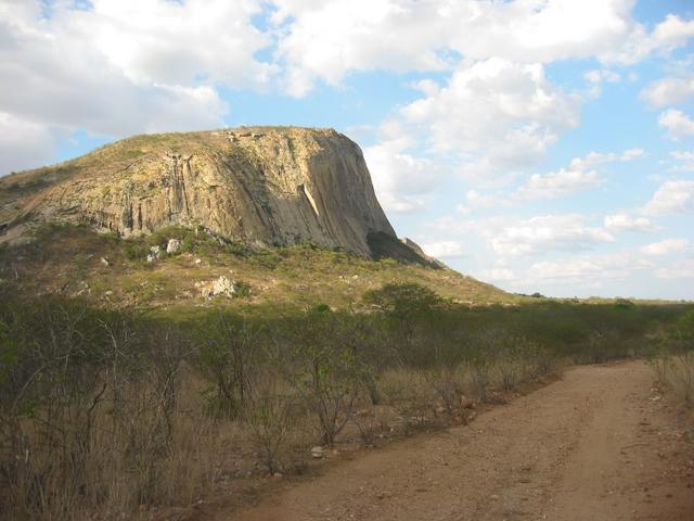 Mountain near confluence point | Montanha perto da confluência