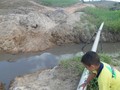 #7: Atravessando um riacho com água suja - crossing a stream with waste water