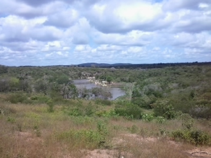 Barragem Rompe Gibão. Dam