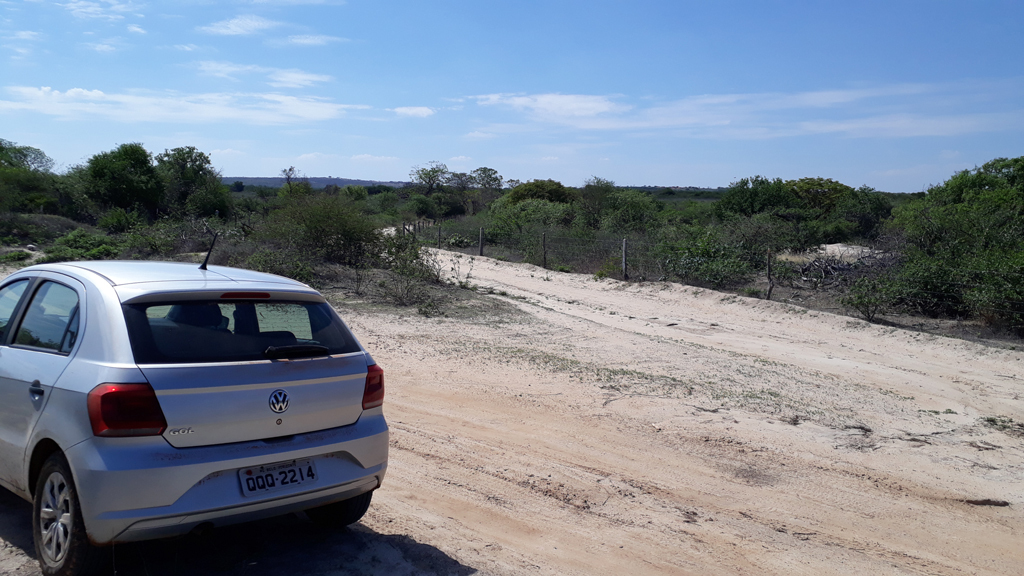 Parei o carro a 1.300 metros da confluência - I stopped the car 1,300 meters to the confluence