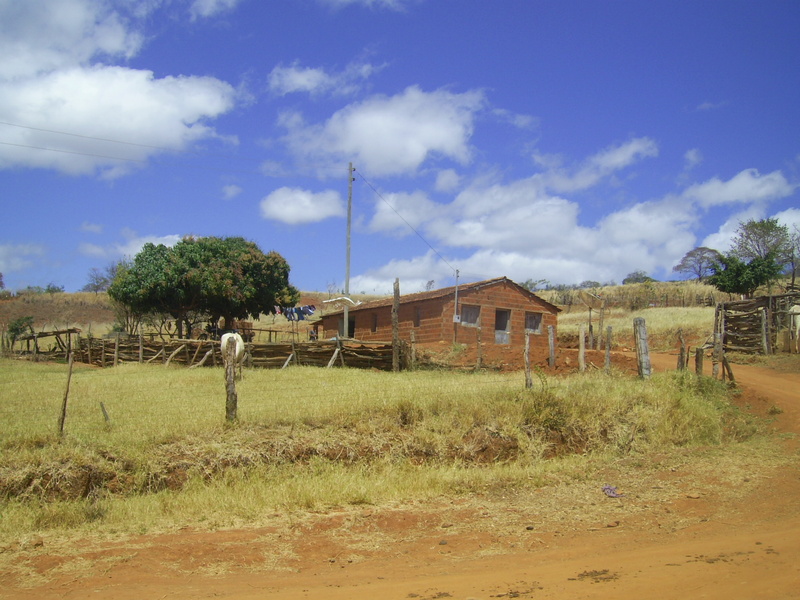 Casa próxima à confluência - house near the confluence