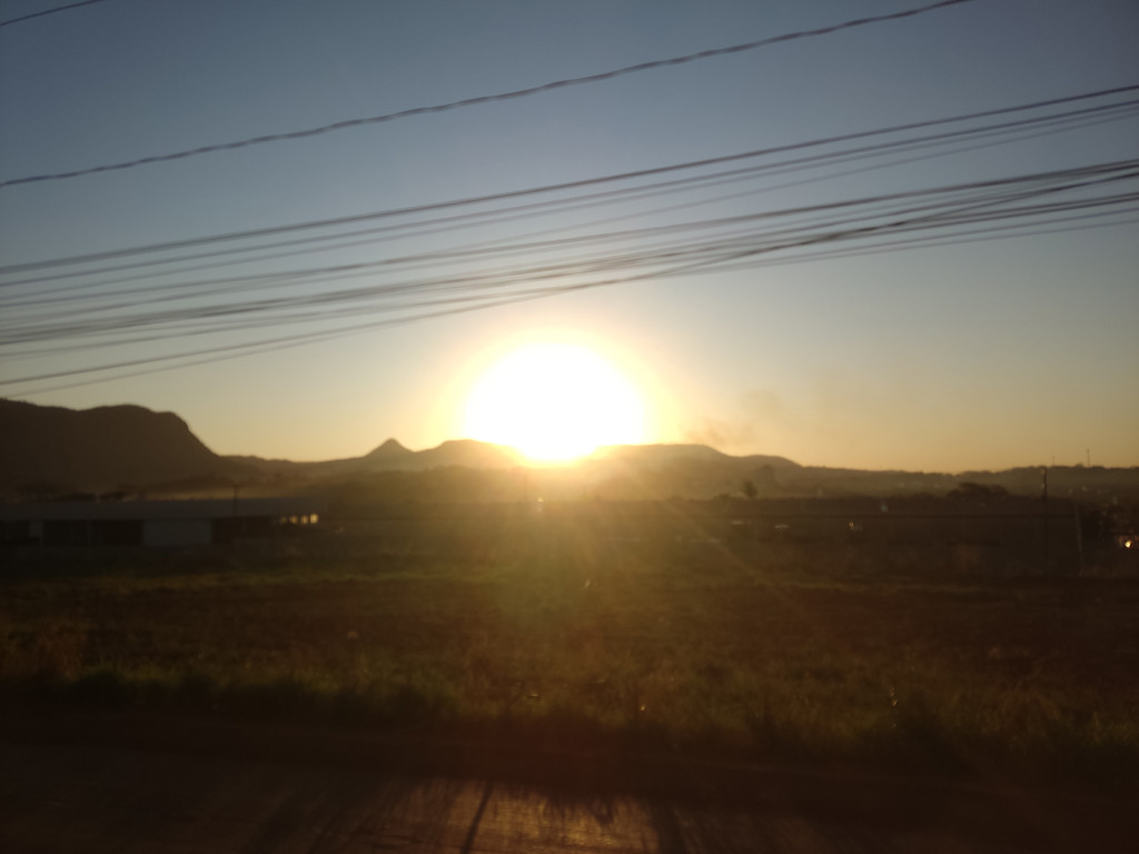 Amanhecer em Barra do Garças - sunrise in Barra do Garças city