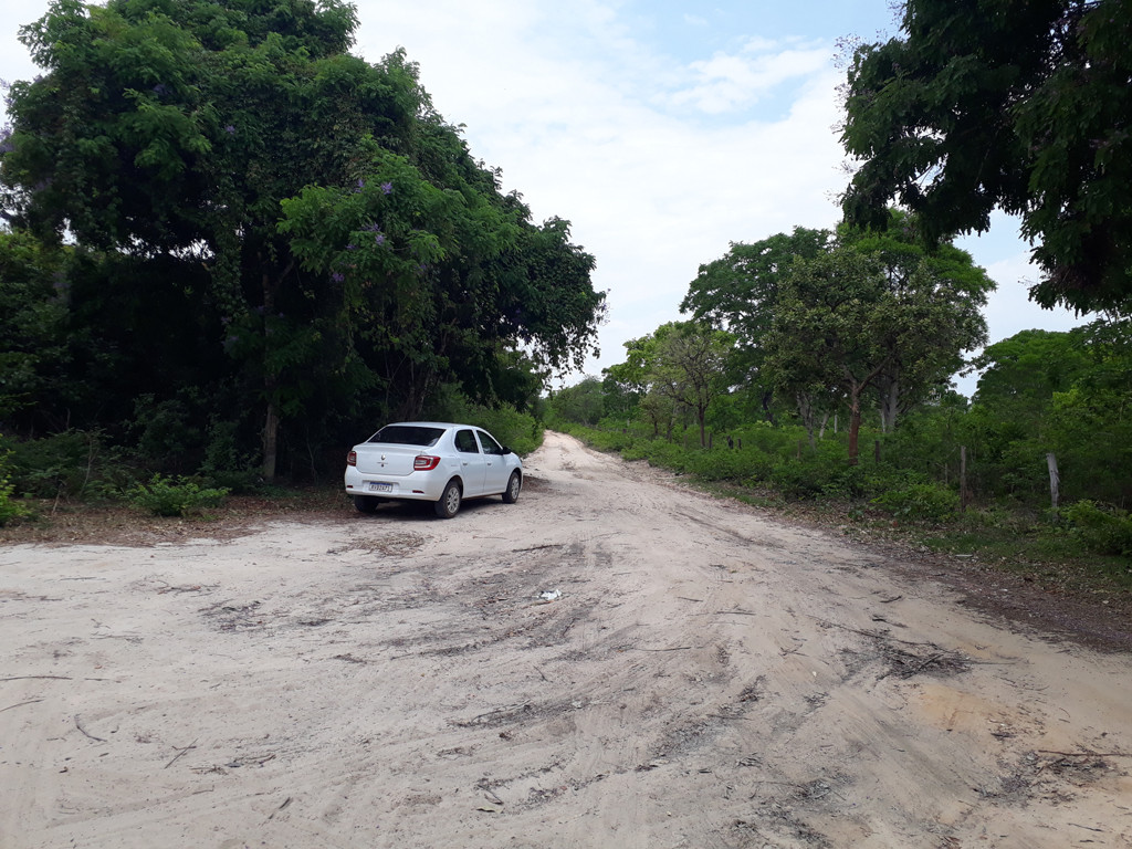 Parei o carro a 2350 metros da confluência - I stopped the car 2,350 meters to the confluence