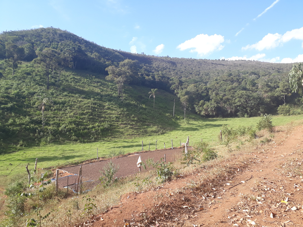 Confluência no alto da montanha - confluence at the summit of the mountain