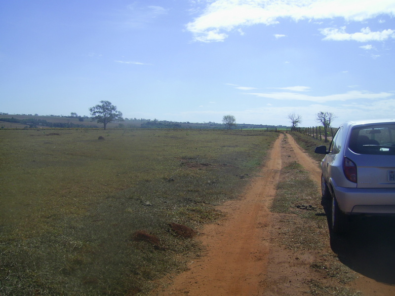 Estrada de terra a 196 metros da confluência - dirt road 196 meters close to the confluence