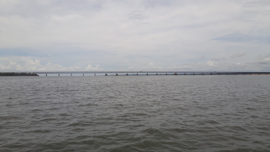Ponte rodoferroviária sobre o rio Paraná - road-railway bridge over Paraná River