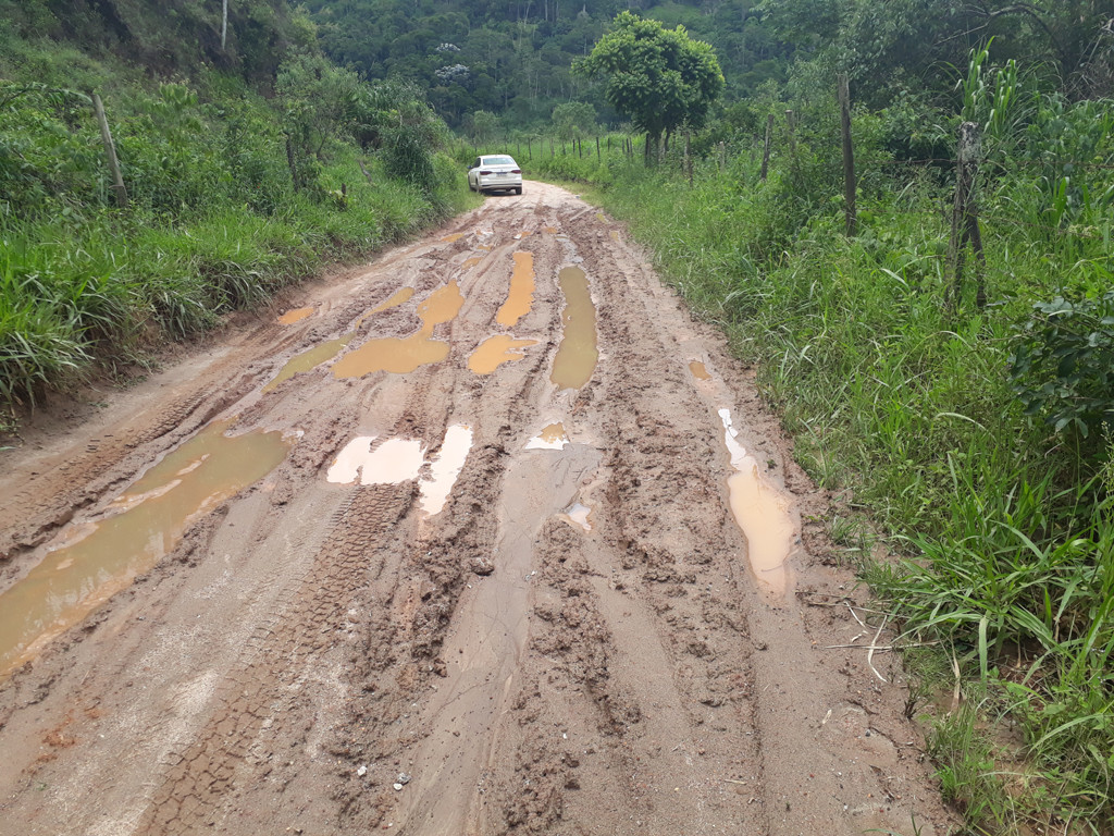 Trecho com barro próximo à confluência - area with mud near the confluence