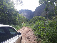 #7: Estrada que dá acesso à confluência - road that goes to the confluence