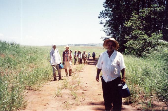 Workers near the confluence