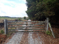 #8: Paramos o carro, no entanto, a 570 metros do ponto exato, devido a uma porteira trancada - we stopped the car, however, 570 meters close to the exact point, due to a locked gate