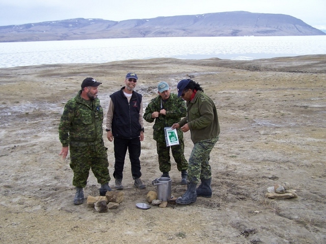 Visitors (L to R): Roger Miller, Bill Chambre, Glenn Hines, Glendeane Wilson-Willocks, leaving Geocache.