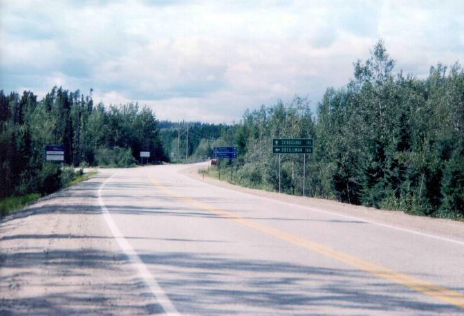 La jonction des routes 167 et R0212, à 66 km de la confluence - Routes 167 and R0212 junction, at 66 km of confluence