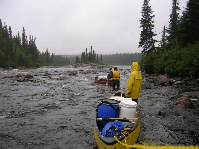 Un des nombreux rapides sur la Betsiamite / One of the many rapids on the Narrows