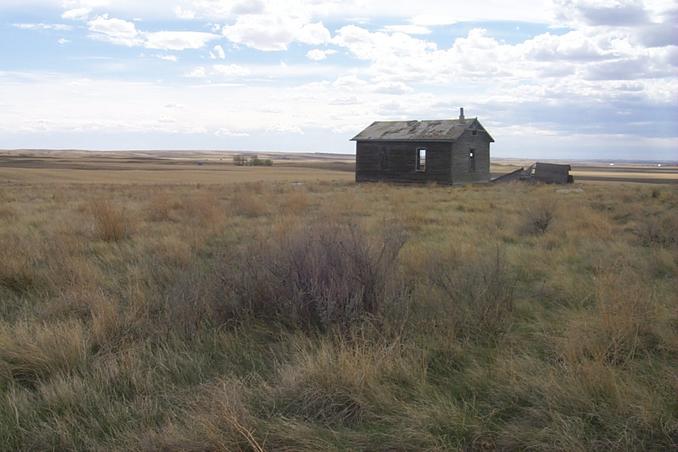 View looking southwest from "Vesper", 2.4 km northwest of the confluence.