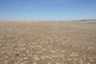 #1: General view  (stones at the center leaved by previous visitors).