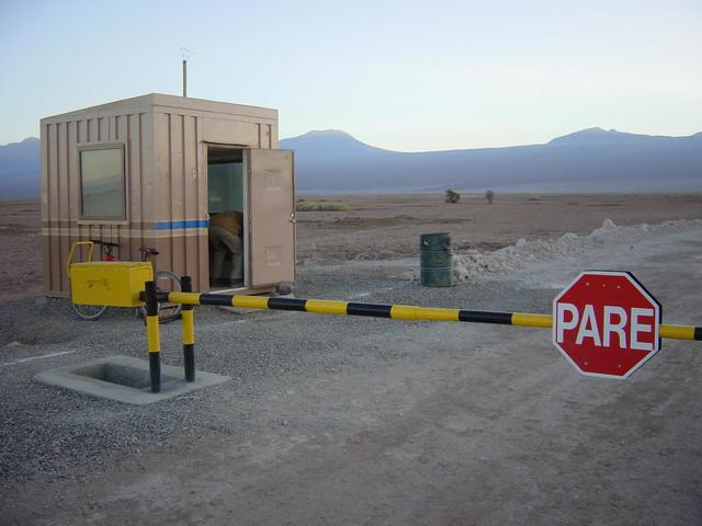 Guard post at turnoff to ALMA project