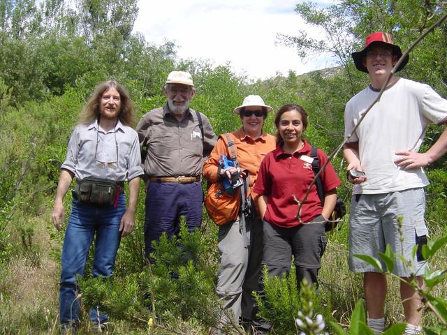 Confluence hunters at the confluence: (left to right) Targ, Nod, Jennifer, Ximena and Jeff