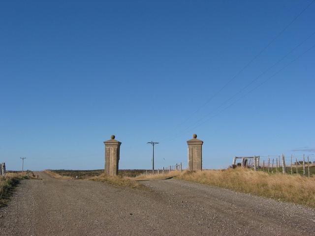 Estancia gate from our first failed attempt