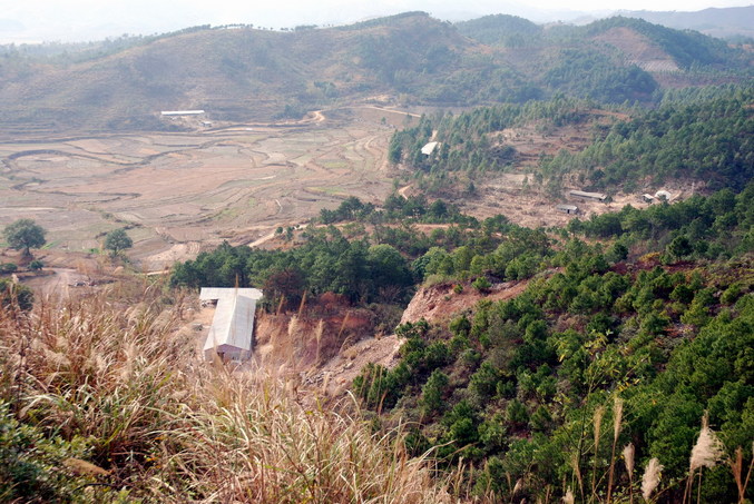 A better view toward the east - many chicken coops