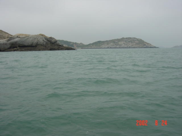 Rocky peninsular north of confluence.