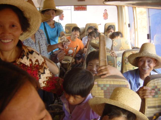 Peasants on bus leaving Wenzhu
