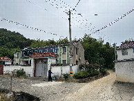 #7: House close to CP