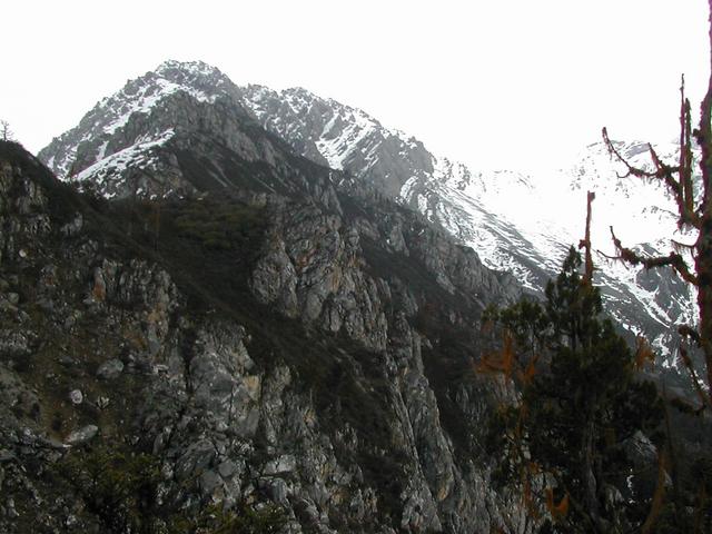 The ridge leading to the confluence, Elevation 3,750 meters