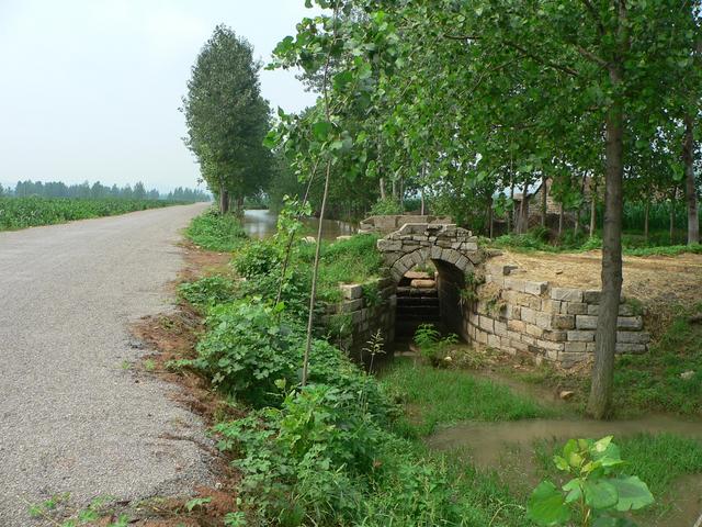 Old stone bridge.