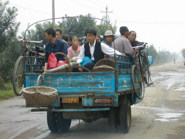 The farmers bus gave me a pull up the hill on my bike