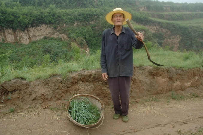 An old timer working near the confluence point