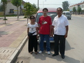#10: Ah Feng, Liú Bīng and his father, in front of the minivan in Mèngtuǎn