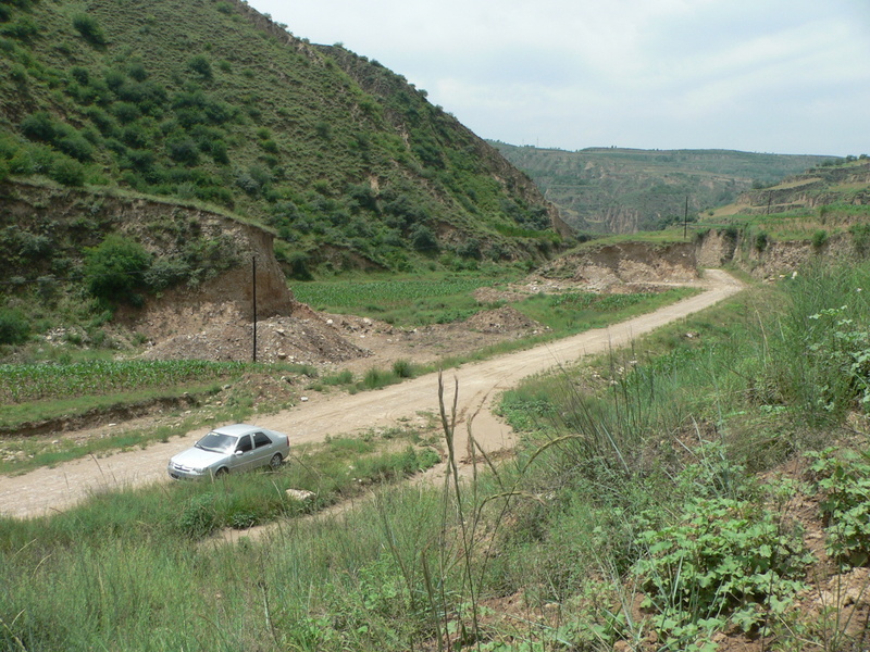 Commencement of track to confluence