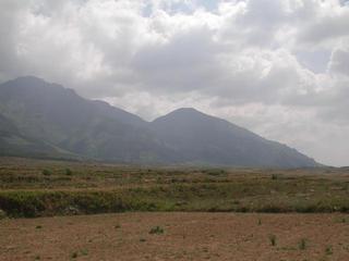 #1: The confluence is on a flat part of this plateau