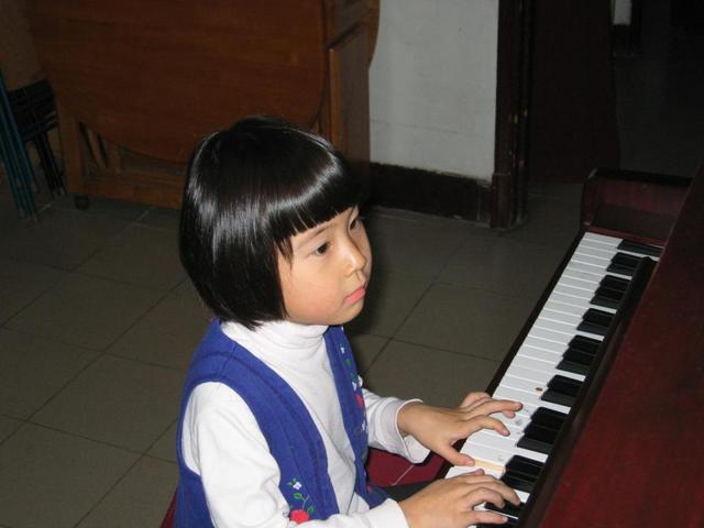 My Niece Playing Piano for Me