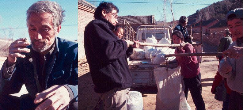 The senior who sells rice/Selling rice in the village - 卖大米的老人/在村里卖大米