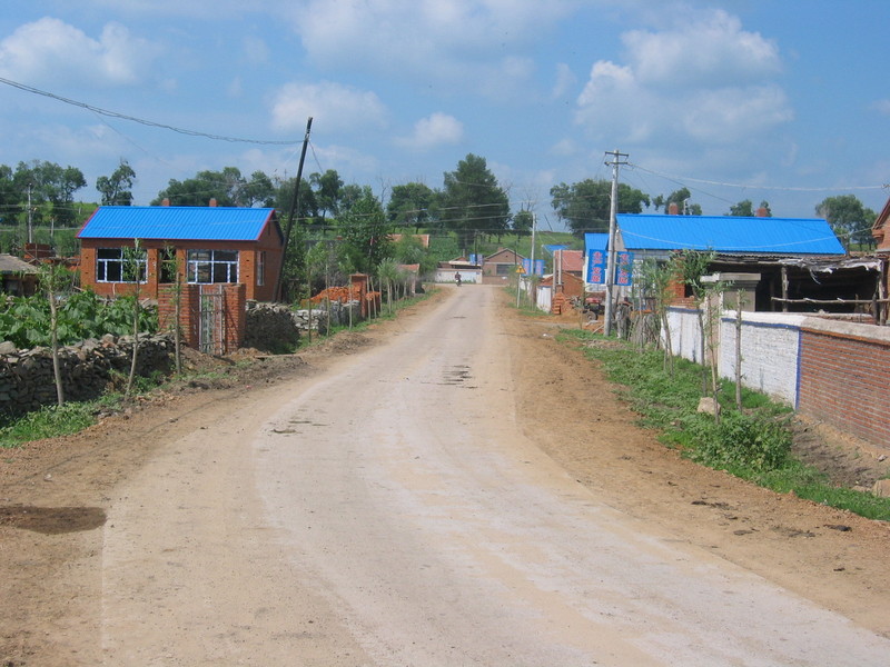 The Village Dáwòěrmínzúxiāng (达斡尔民族乡) 1 km from the Confluence