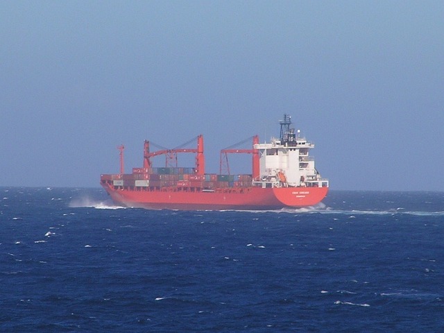 Container ship "CSAV Chicago" northbound in the Windward Passage