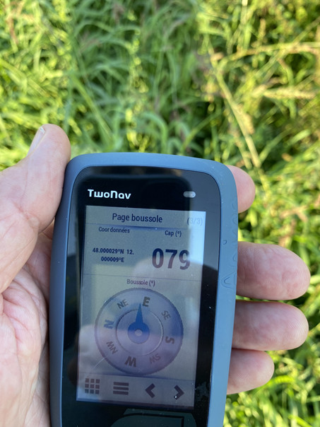 GPS receiver screen