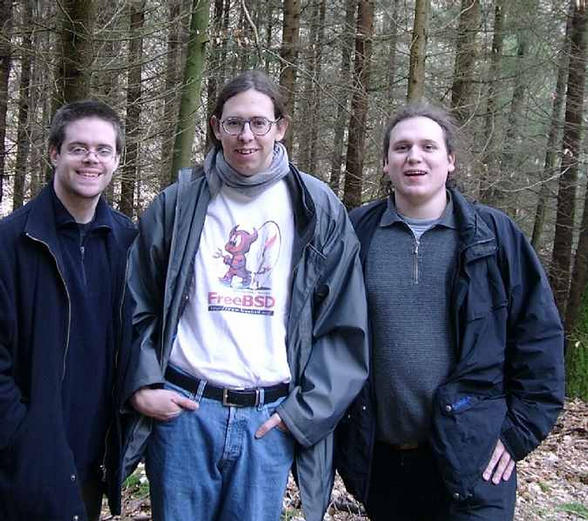 A friendly tree took our picture