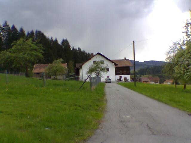 Single farm near the confluence