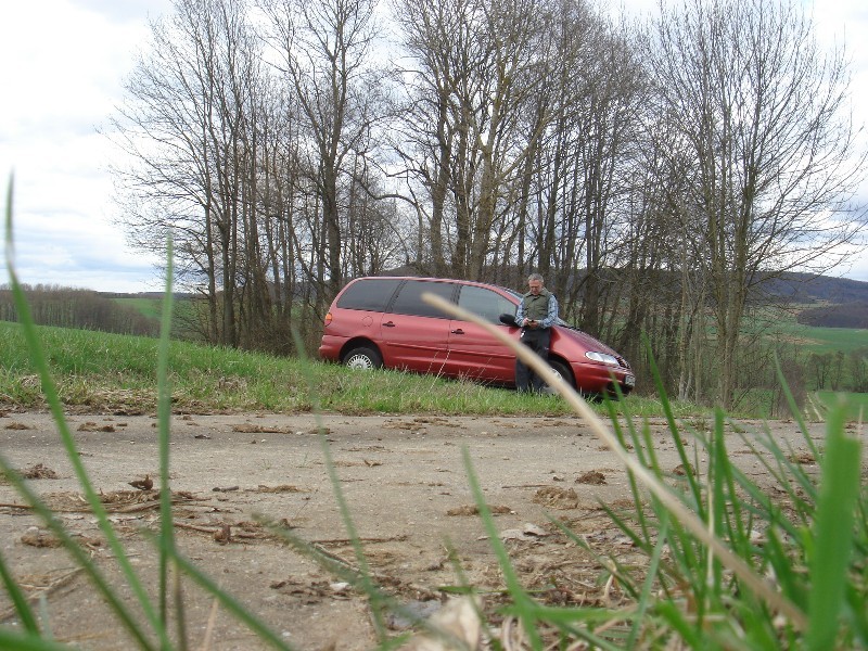 Visitor and Car 50 Meters north from Point / Mann könnte fast hinfahren