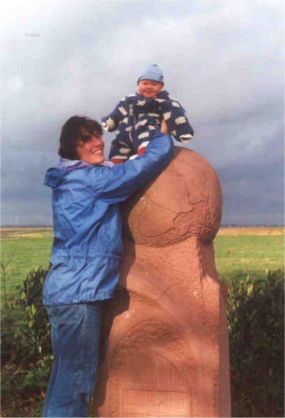 Hiltje (left) and Jikke on the monument